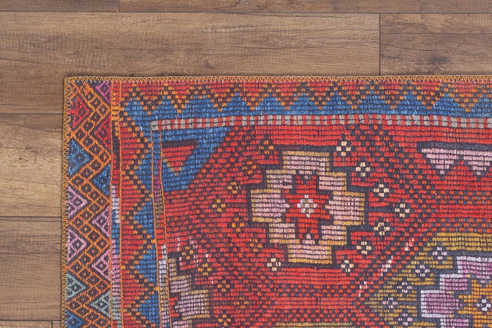 Conceptum Soul Chenille - Red AL 165 Multicolor 150 x 230 cm Conceptum Soul Chenille - Red AL 165 Multicolor 150 x 230 cm